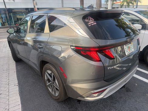 Used 2025 Hyundai Tucson SEL FWD image 4