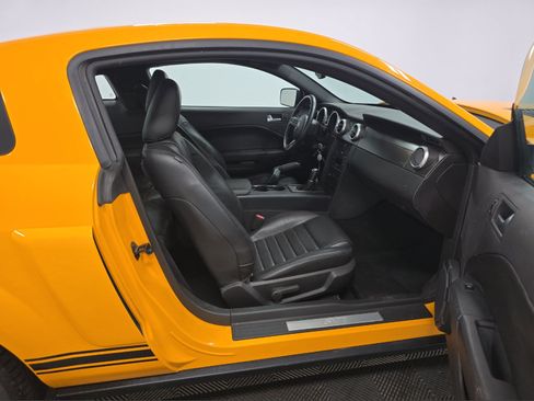 Used 2007 Ford Mustang Shelby GT500 RWD image 14