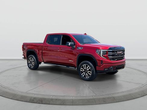 Used 2025 GMC Sierra 1500 AT4 w/ AT4 Premium Package AWD/4WD image 2