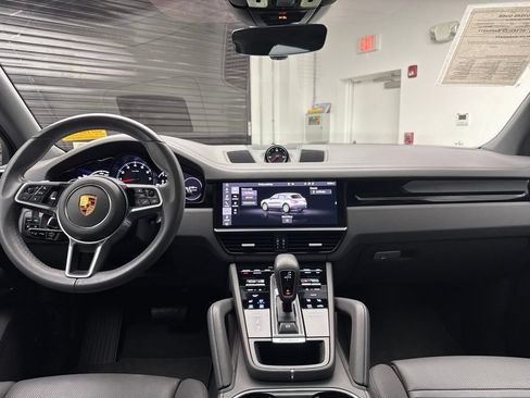 Certified 2021 Porsche Cayenne AWD/4WD image 9