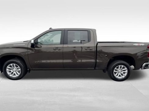 Certified 2023 Chevrolet Silverado 1500 LT AWD/4WD image 3