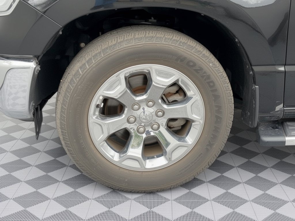 Used 2023 RAM 1500 Big Horn AWD/4WD image 13