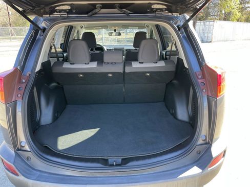 Used 2014 Toyota RAV4 LE image 35