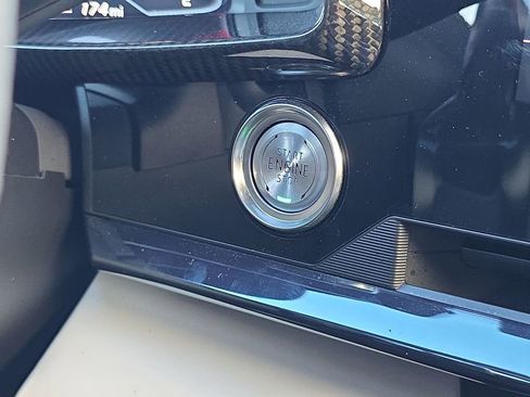 Used 2023 Chevrolet Corvette Stingray Premium Conv w/ Z51 Performance Package image 17