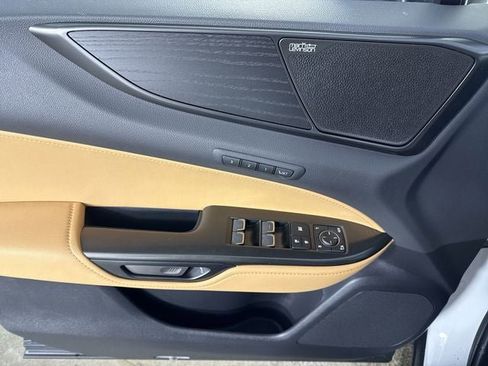 New 2026 Lexus NX 450h+ AWD w/ Luxury Package image 19