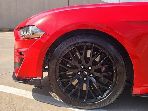 Used 2019 Ford Mustang GT Premium w/ GT Performance Package RWD image 8