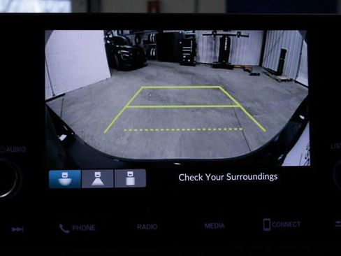 Certified 2023 Honda Civic LX image 33