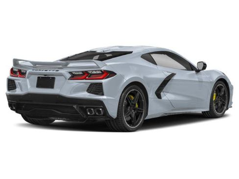 Used 2022 Chevrolet Corvette Stingray Coupe w/ Z51 Performance Package RWD image 2