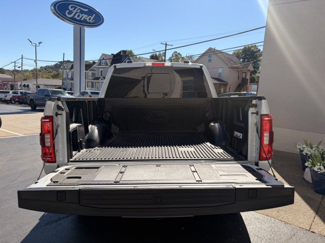 Used 2022 Ford F150 XLT w/ Equipment Group 302A High AWD/4WD image 7