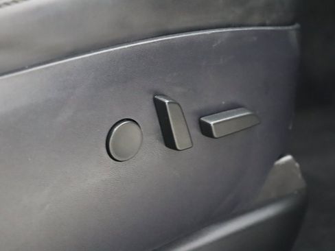 Used 2020 Tesla Model X Long Range image 19