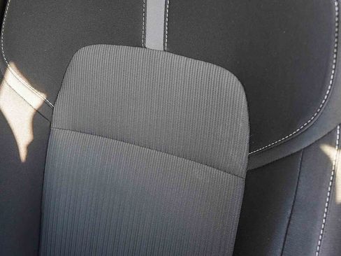 Certified 2021 Nissan Sentra SV image 28