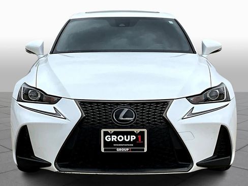 Used 2018 Lexus IS 300 F Sport w/ F Sport Package RWD image 4