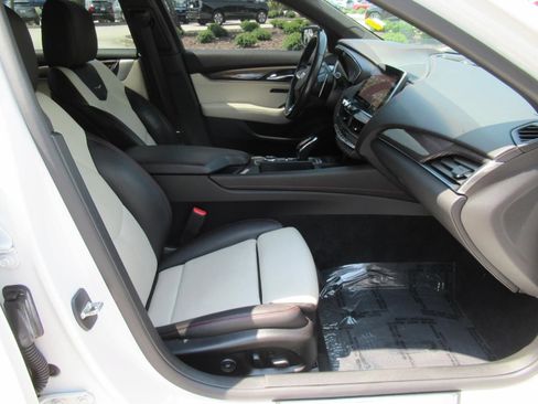 Used 2020 Cadillac CT5 Sport RWD image 9