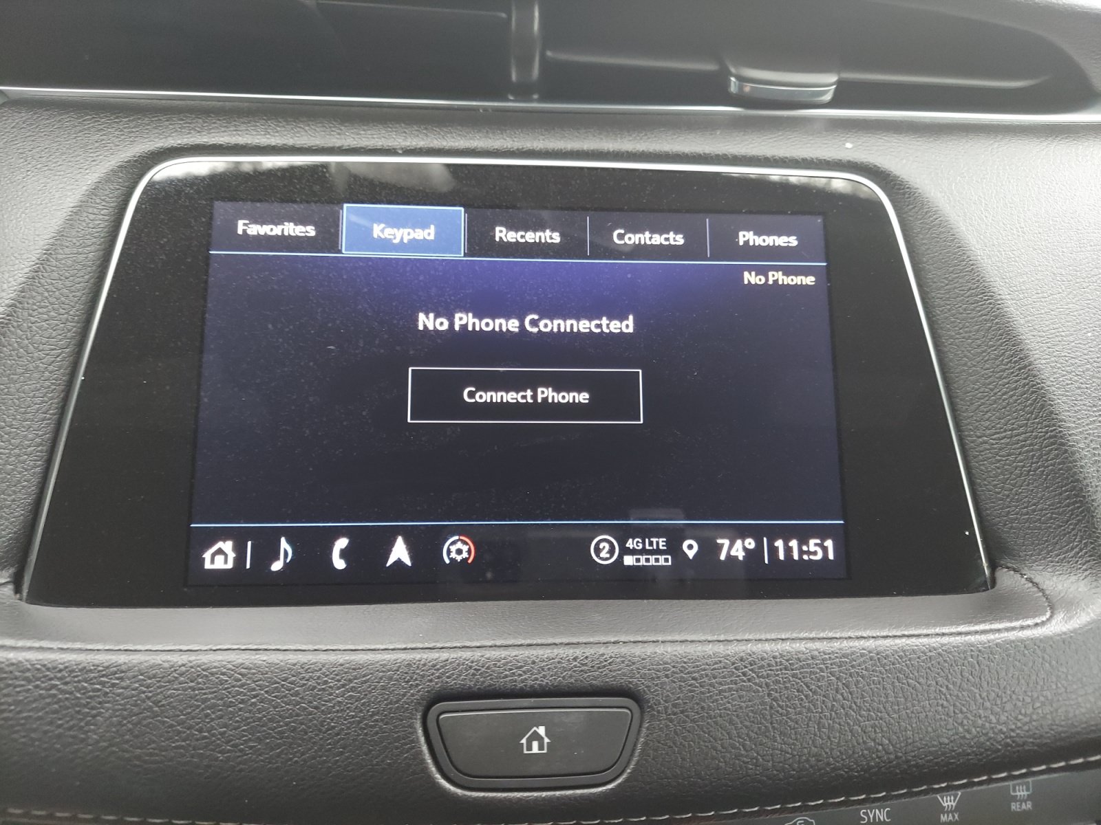 Used 2022 Cadillac XT4 Premium Luxury w/ LPO, Radiant Package AWD/4WD image 39