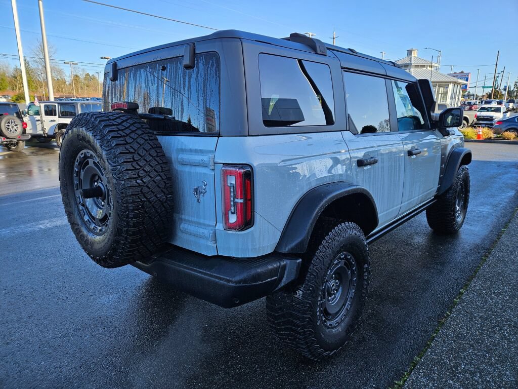 Used 2024 Ford Bronco Everglades AWD/4WD image 5