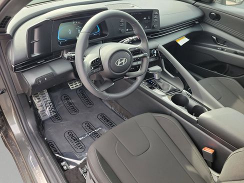 New 2026 Hyundai Elantra SEL Sport image 19
