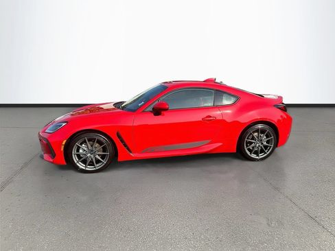 Used 2026 Subaru BRZ Limited w/ Popular Package 1 RWD image 4