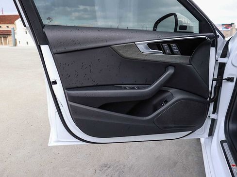 Used 2024 Audi A4 2.0T Premium image 28