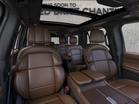 New 2026 Lincoln Navigator L Reserve AWD/4WD image 10