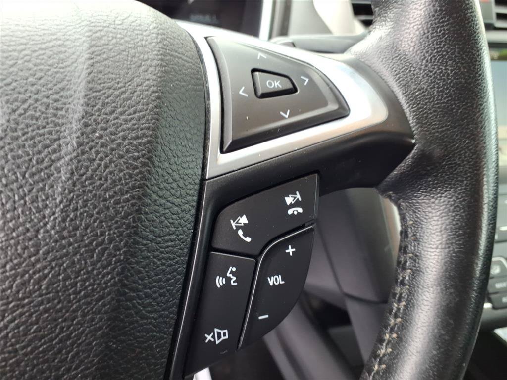 Used 2019 Ford Fusion SEL FWD image 19