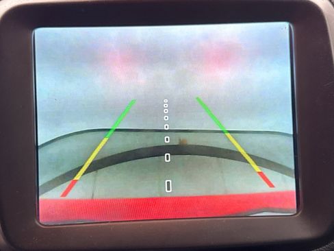 Used 2022 Jeep Renegade Latitude w/ Convenience Group image 11