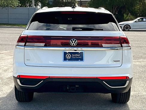 Certified 2025 Volkswagen Atlas Cross Sport SE AWD/4WD image 6