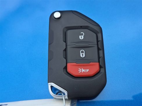 New 2026 Jeep Gladiator Sport image 31