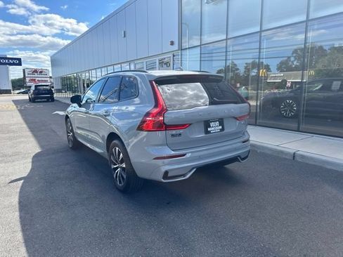 Certified 2025 Volvo XC60 B5 Plus AWD/4WD image 3