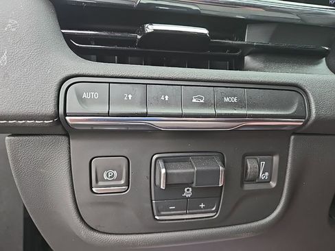 Used 2023 Cadillac Escalade Sport image 28