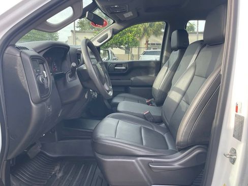 Used 2019 Chevrolet Silverado 1500 W/T w/ Trailering Package RWD image 5