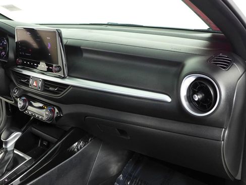 Used 2024 Kia Forte GT-Line image 14