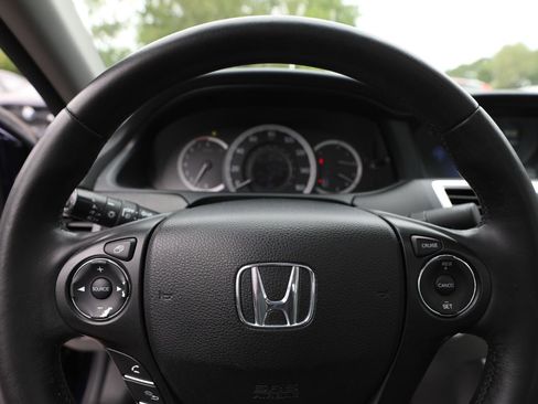 Used 2013 Honda Accord EX-L image 23
