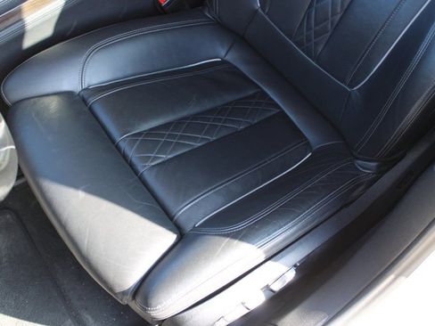 Used 2018 BMW 750i image 26