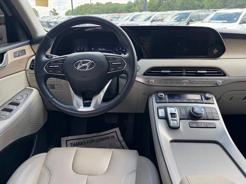 Used 2022 Hyundai Palisade SEL w/ Premium Package FWD image 15