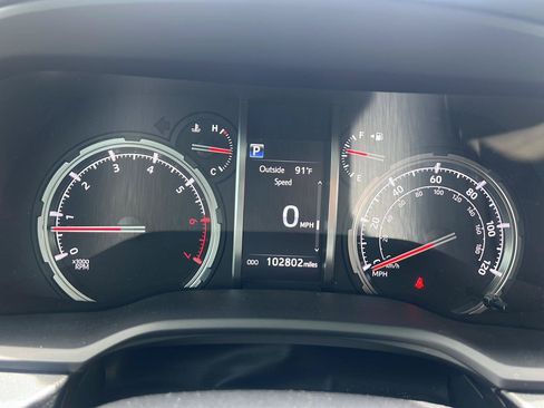 Used 2021 Toyota 4Runner TRD Off-Road Premium w/ Moonroof Package AWD/4WD image 16
