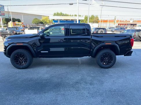 New 2026 GMC Canyon Elevation w/ Convenience Package image 6