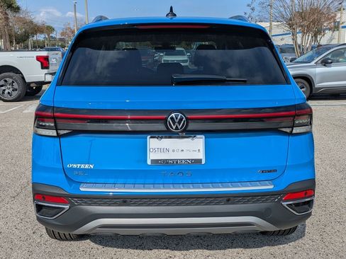New 2026 Volkswagen Taos SEL image 5