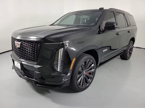 Used 2026 Cadillac Escalade V w/ LPO, Floor Liner Package AWD/4WD image 2
