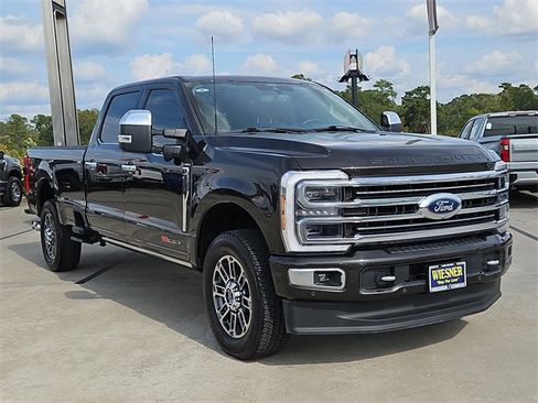 Used 2024 Ford F350 Limited w/ FX4 Off-Road Package image 9
