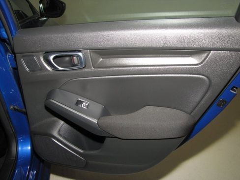 Certified 2023 Honda Civic Sport image 18