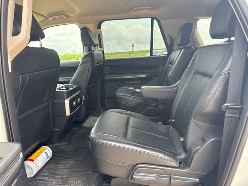 Used 2023 Ford Expedition Max XLT AWD/4WD image 11