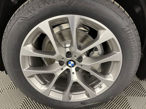 Used 2023 BMW X5 xDrive40i w/ Premium Package image 8