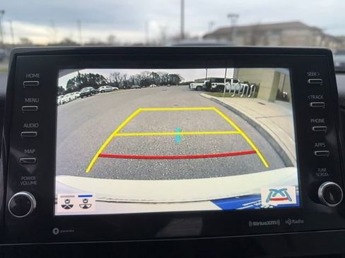 Used 2023 Toyota Camry XLE image 16