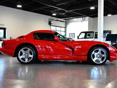 Used 2001 Dodge Viper RT/10 RWD image 4