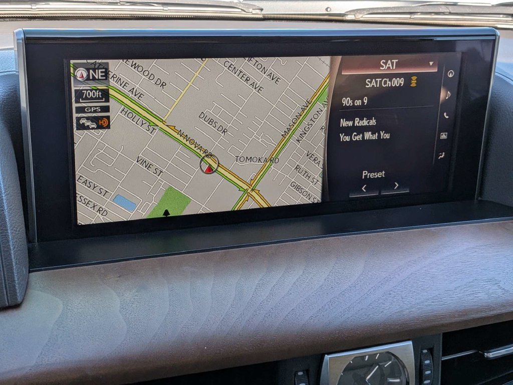 Used 2018 Lexus LX 570 4WD w/ Luxury Package image 41