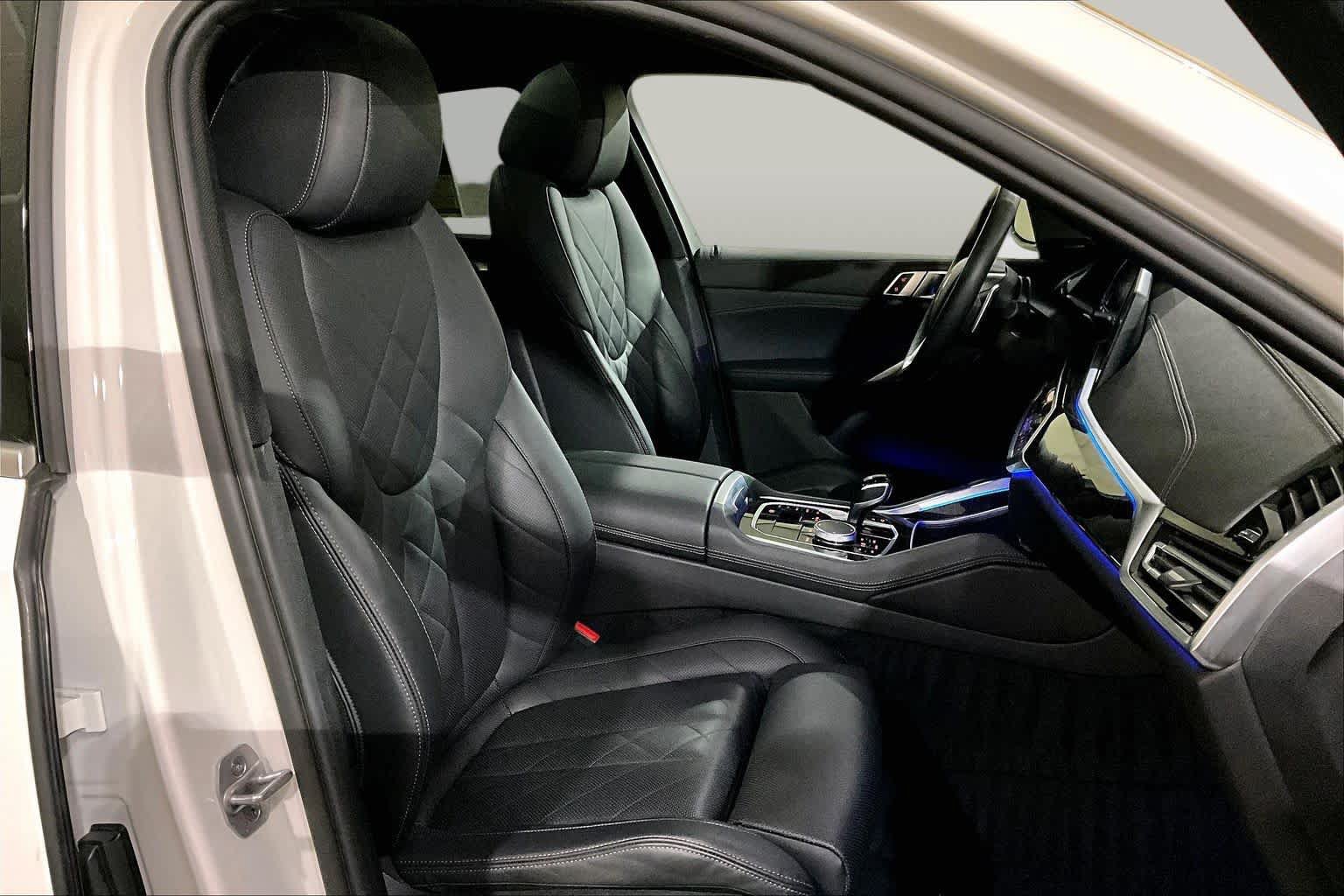 Used 2023 BMW X6 xDrive40i w/ Climate Comfort Package AWD/4WD image 7