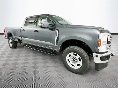New 2026 Ford F350 XLT w/ 360-Degree Camera Package image 3