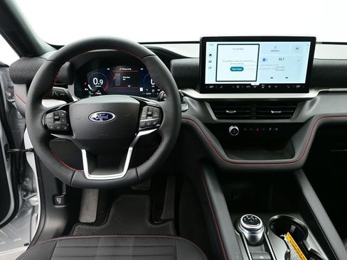 New 2026 Ford Explorer ST-Line image 15