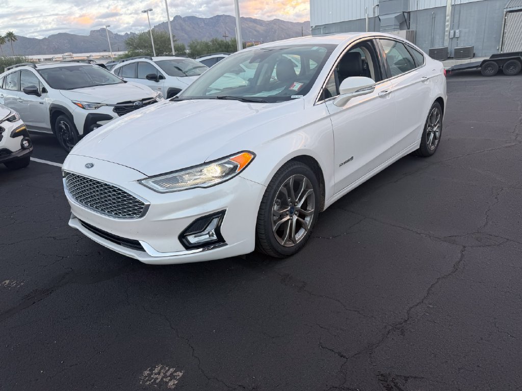 Used 2019 Ford Fusion Titanium FWD image 3