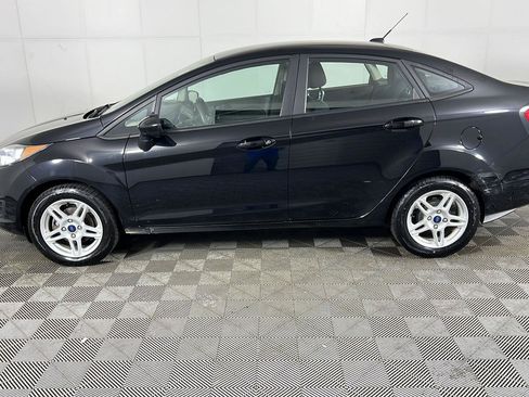 Used 2019 Ford Fiesta SE FWD image 6